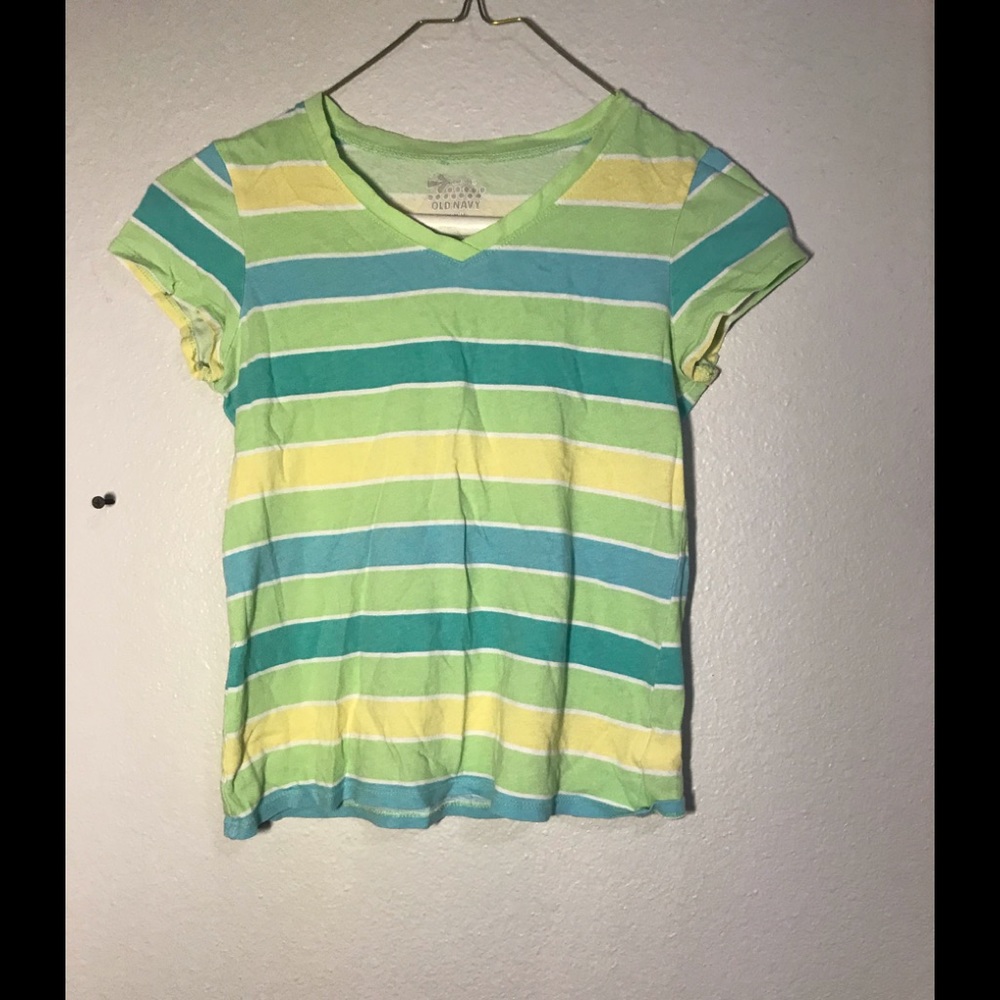 Old navy tee